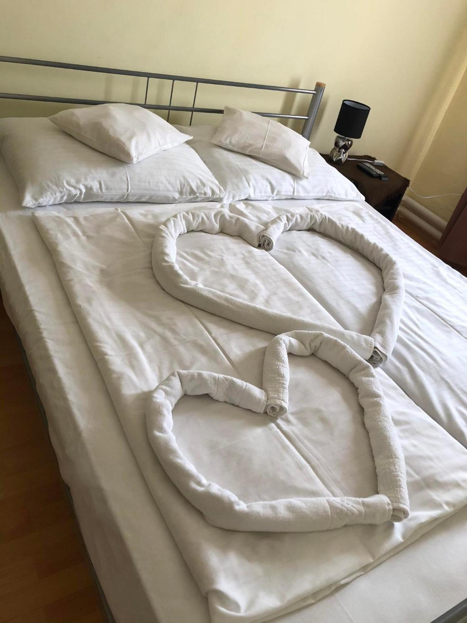 Hotel Oroszlan Szigetvár Екстериор снимка