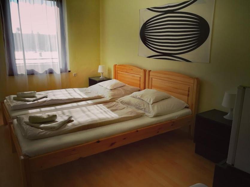 Hotel Oroszlan Szigetvár Екстериор снимка
